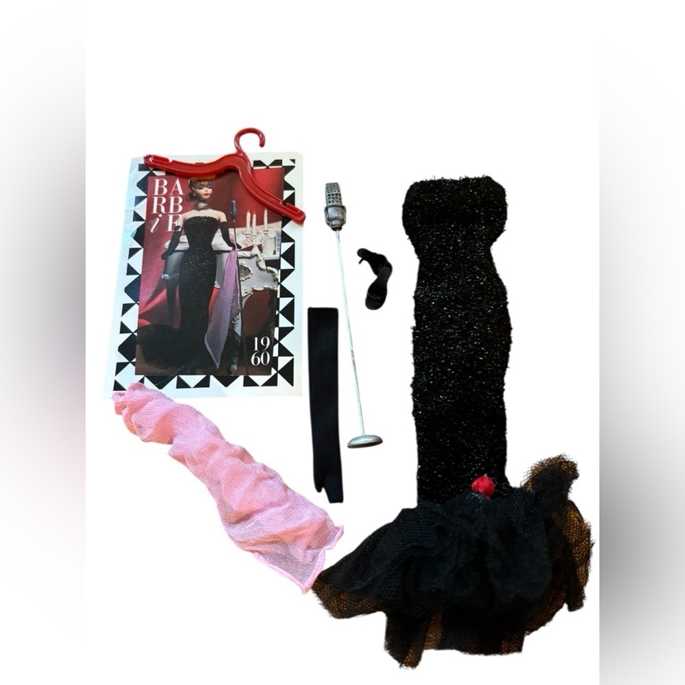 VTG 1960’s Barbie Solo In The Spotlight #982 Dress Scarf  Shoes Microphone Card